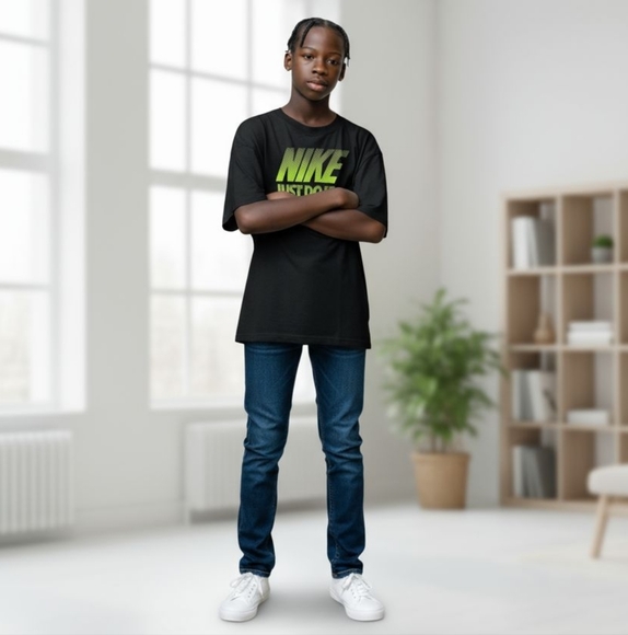 Nike Other - Nike - Medium - Short Sleeve T-Shirt